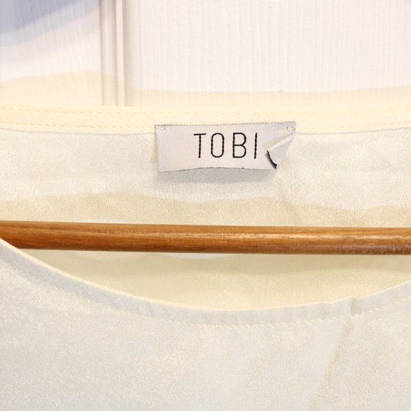 Tobi Women's Size S Sheer Top NWT - Picture 2 of 3
